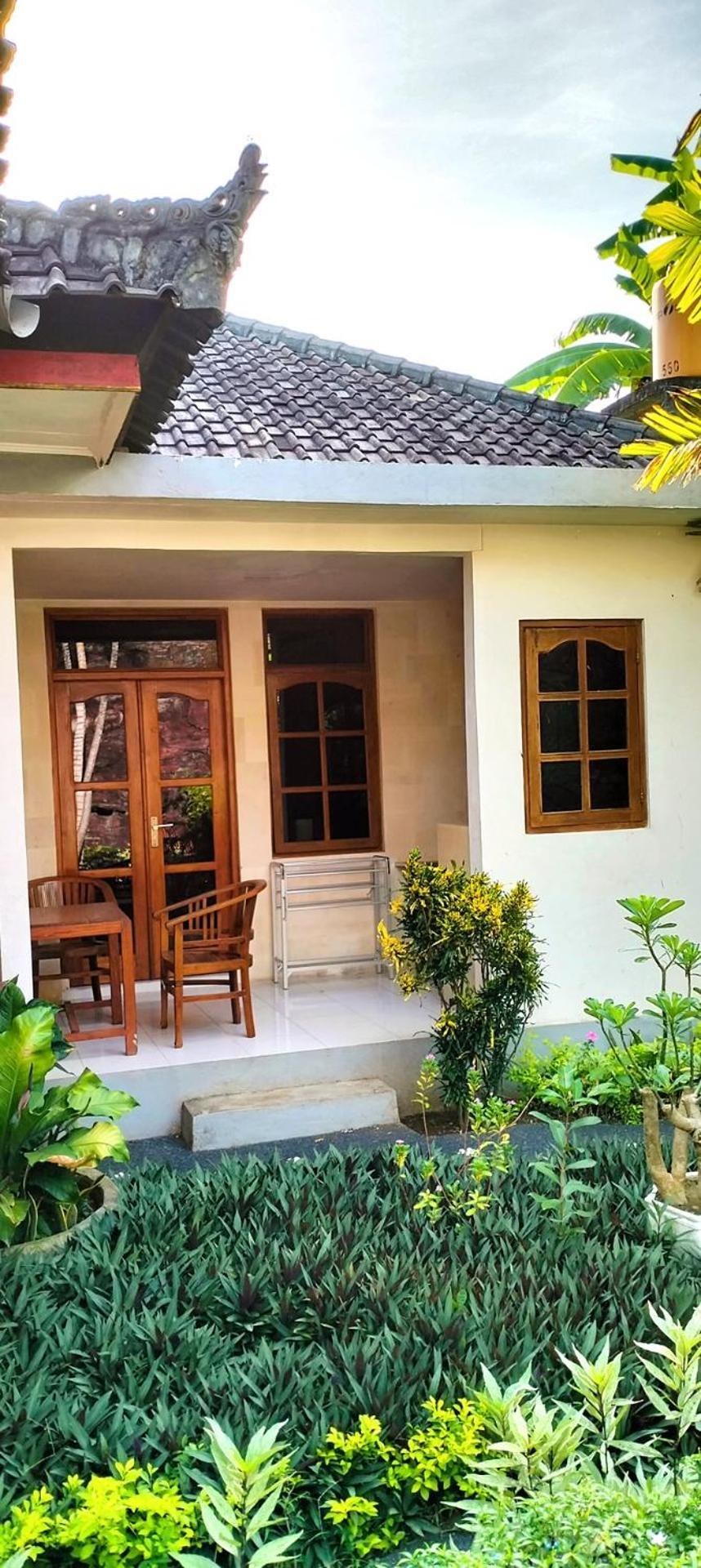Kaia Lovina Guest House ภายนอก รูปภาพ