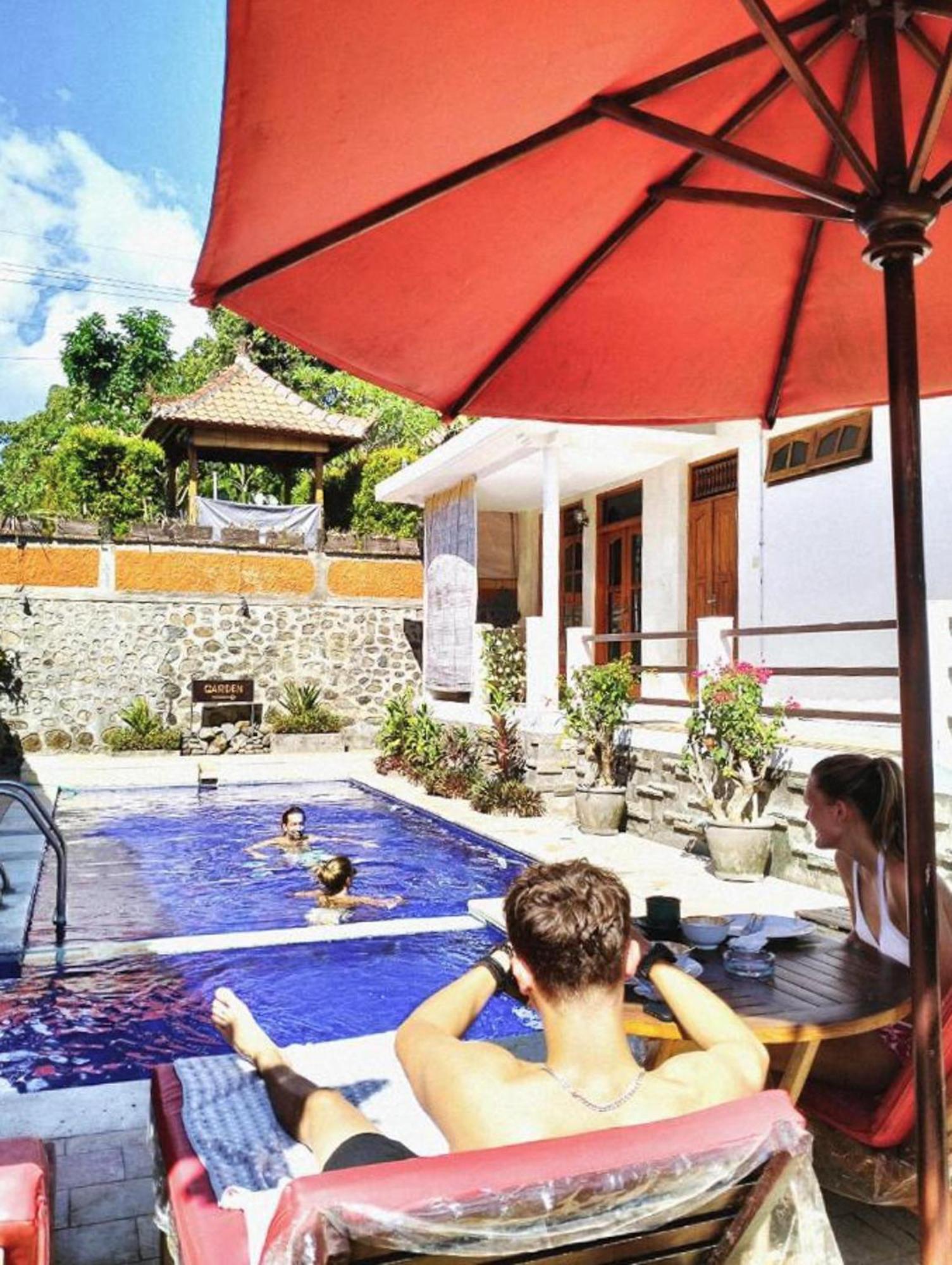Kaia Lovina Guest House ภายนอก รูปภาพ